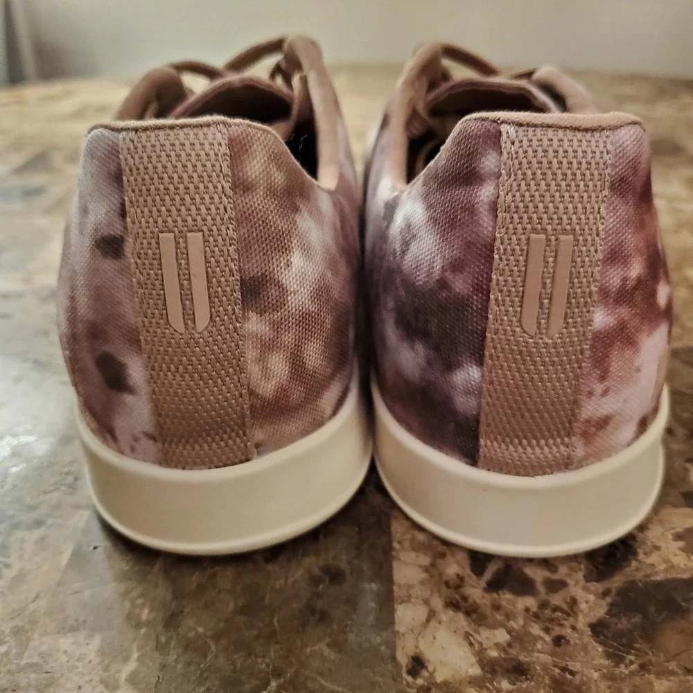NOBULL canvas trainer
